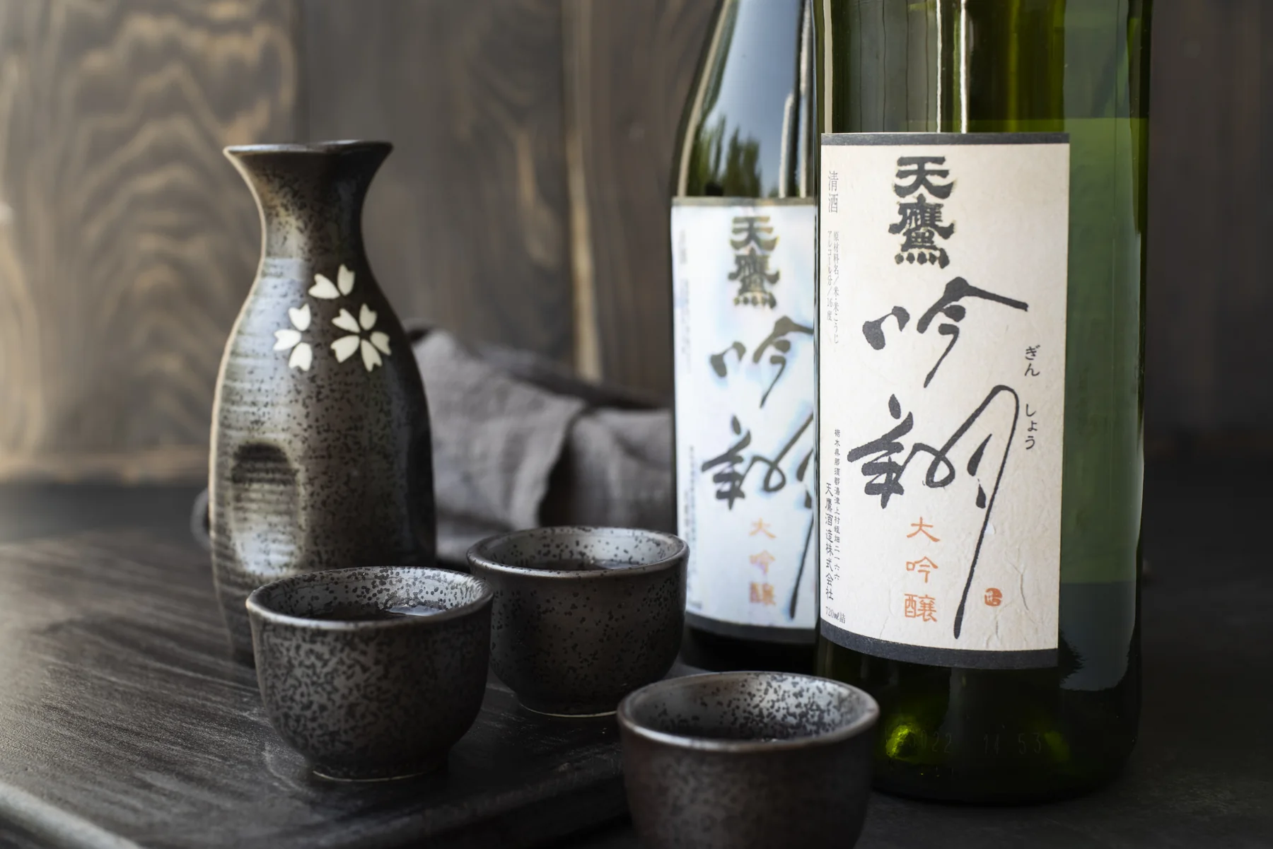Sake. Dlaczego japoński trunek z ryżu nie jest winem